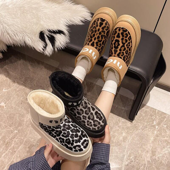Snow Boots Women's Outer Wear Thick Sole Height Increasing $34.90 Dana Fashion Color: Beige Size: 35 Women's shoes Product information: Pattern: Leopard print Inner material: artificial wool Color: creamy-white, black, yellow Upper height: low top Heel he