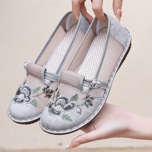 Soft Bottom Ethnic Breathable Embroidered Shoes Middle-aged And Elderly $35.90 Dana Fashion Color: Gray Size: 35 Women's shoes Product information: Pattern: Ethnic Applicable sports: Universal Lining material: Mesh Color: pink, gray Upper height: low top