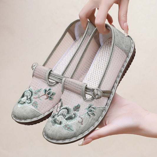 Soft Bottom Ethnic Breathable Embroidered Shoes Middle-aged And Elderly $35.90 Dana Fashion Color: Gray Size: 35 Women's shoes Product information: Pattern: Ethnic Applicable sports: Universal Lining material: Mesh Color: pink, gray Upper height: low top