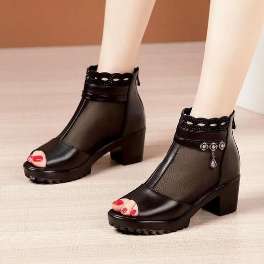 Soft Bottom Genuine Leather Mesh Sandal Boots $75.90 Dana Fashion Color: Black Size: 35 Women's shoes Product information: Castor support shape: prompt Color: Black [upgraded version] Shoe Material: sundries stitching Size: 35 standard size, 36 standard s