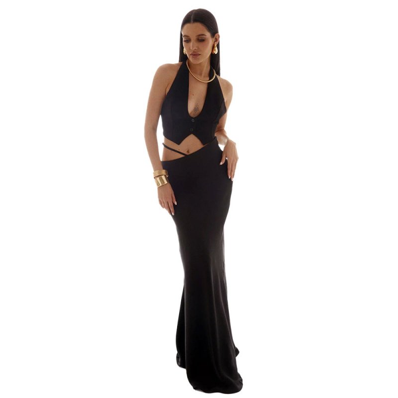 Solid Color Hollow-out Bodycon Maxi Skirt $45.50 Dana Fashion Color: Black Size: L Women's clothing Product information: Pattern: None Fabric name: Polyester Skirt type: hip skirt Color: white, black, brown, red Elasticity: Micro elasticity Main fabric co