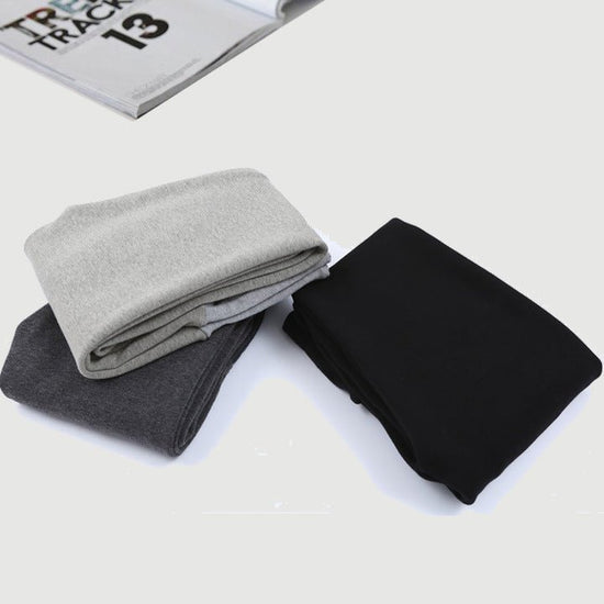 South Korea maternity new winter pregnant women foot leggings and cashmere trousers abdomen supporting feet thick spot $34.66 Dana Fashion Size: L Color: Black style: Flat foot Baby & Mother Texture: cotton blend + velvet Color: black, dark gray, light gr