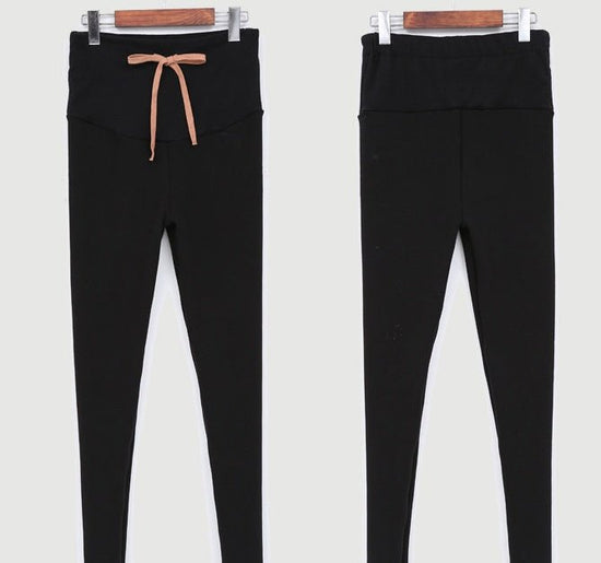 South Korea maternity new winter pregnant women foot leggings and cashmere trousers abdomen supporting feet thick spot $34.66 Dana Fashion Size: L Color: Black style: Flat foot Baby & Mother Texture: cotton blend + velvet Color: black, dark gray, light gr