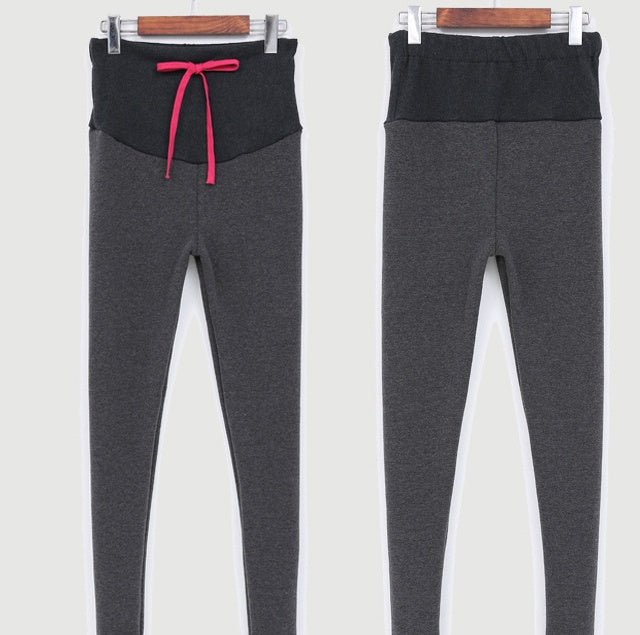 South Korea maternity new winter pregnant women foot leggings and cashmere trousers abdomen supporting feet thick spot $34.66 Dana Fashion Size: L Color: Dark gray style: Flat foot Baby & Mother Texture: cotton blend + velvet Color: black, dark gray, ligh