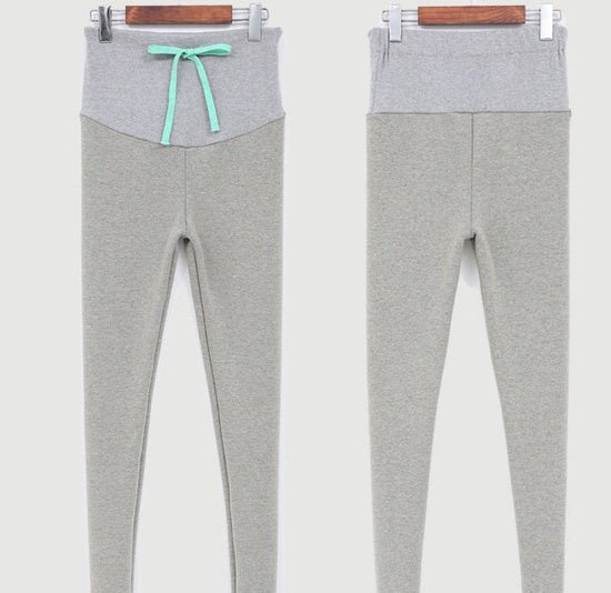 South Korea maternity new winter pregnant women foot leggings and cashmere trousers abdomen supporting feet thick spot $34.66 Dana Fashion Size: L Color: Light grey style: Flat foot Baby & Mother Texture: cotton blend + velvet Color: black, dark gray, lig