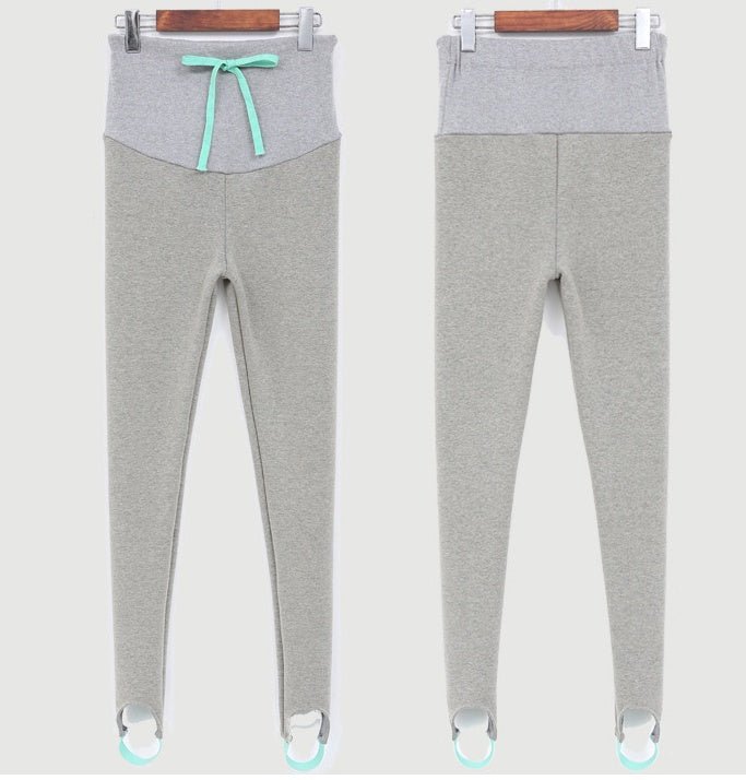 South Korea maternity new winter pregnant women foot leggings and cashmere trousers abdomen supporting feet thick spot $34.66 Dana Fashion Size: L Color: Light grey style: Step on the foot Baby & Mother Texture: cotton blend + velvet Color: black, dark gr