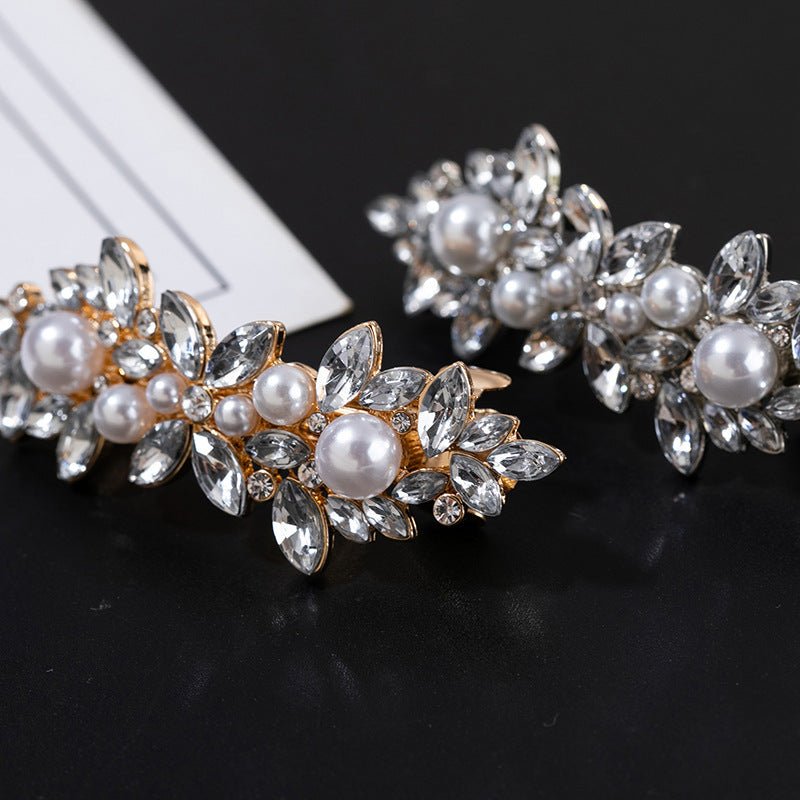 South Korea Rhinestone Bangs Side Clip $9.37 Dana Fashion Color: Color Silver Bottom Women's Accessories Product information: Treatment Process: Electroplating Color: silver, gold, rhinestone, gold, rhinestone, silver, color, Gold Bottom, green, gold bott