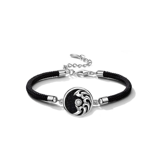 Special-interest Design Couple Bracelets $14.00 Dana Fashion Color: Men's Angel Devil Women's Accessories Product information: Color: QLSL059-men Angel Devil, QLSL059-women Angel Devil Material: Copper Modeling: cartoon characters Popular elements: Angel
