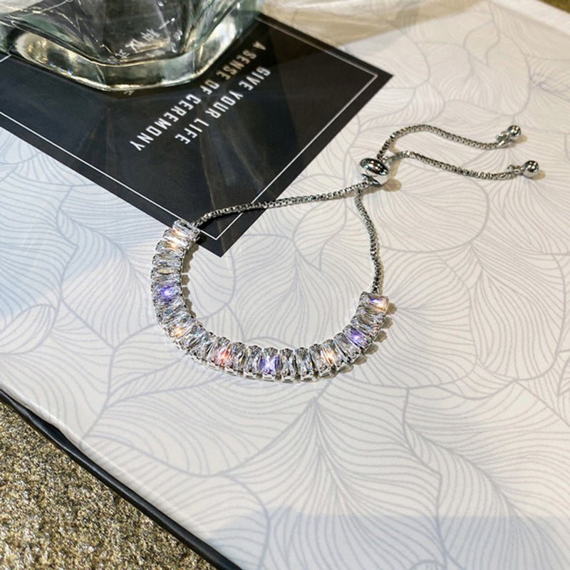 Special-interest Design Pull Adjustable Light Luxury Full Rhinestone Zircon Bracelet $15.00 Dana Fashion Color: Silver Women's Accessories Product information: Treatment Process: Diamond Color: silver, gold, rose gold Applicable people: women Applicable o