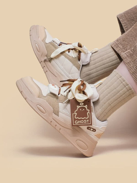 Sports Casual Shoes Women's Design Sense Niche Board Shoes $95.50 Dana Fashion Color: White size: 36 Women's shoes Product information: Closing method: lace-up Heel height: flat heel Color classification: white Heel style: thick bottom Sole material: Comp