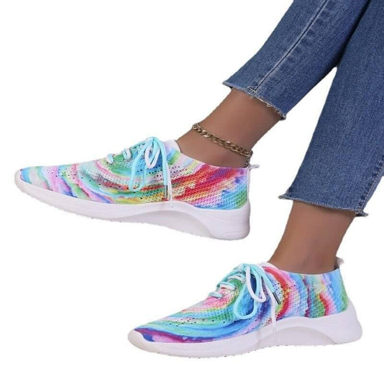 Sports Shoes Graffiti Colorful Women $42.50 Dana Fashion Color: Green Size: 35 Women's shoes Product information: Lining material: Cotton Color: green, pink Heel height: low heel (1-3CM) Size: 35, 36, 37, 38, 39, 40, 41, 42, 43 Applicable Gender: Female S