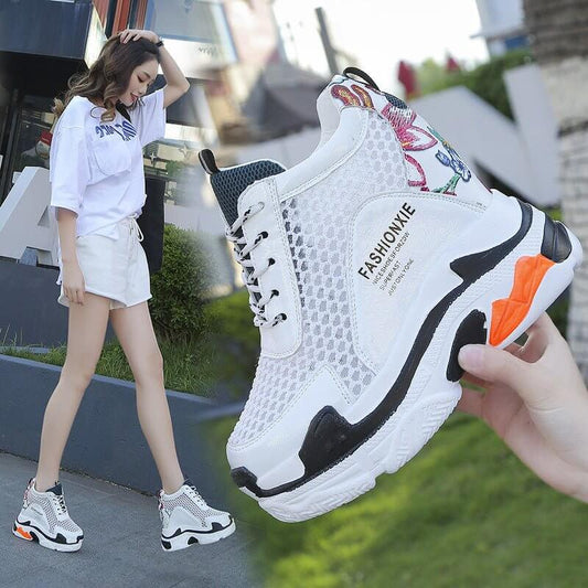 Sports Women Graffiti Casual Thick Sole 10cm Mesh Shoes $65.50 Dana Fashion Color: Black Size: 34 Women's shoes Overview: Unique design, stylish and beautiful. Good material, comfortable feet. A variety of colors, any choice. Specification: Product catego