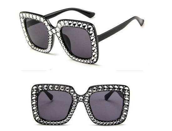 Square diamond sunglasses $12.41 Dana Fashion Color: Black Women's Accessories Specifications: Adult Glasses structure : frame Whether polarized: No Lens material : AC Style: personality Frame material : PC Style: General