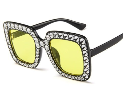 Square diamond sunglasses $12.41 Dana Fashion Color: Yellow Women's Accessories Specifications: Adult Glasses structure : frame Whether polarized: No Lens material : AC Style: personality Frame material : PC Style: General