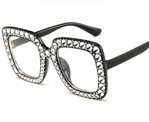 Square diamond sunglasses $12.41 Dana Fashion Color: Silver Women's Accessories Specifications: Adult Glasses structure : frame Whether polarized: No Lens material : AC Style: personality Frame material : PC Style: General