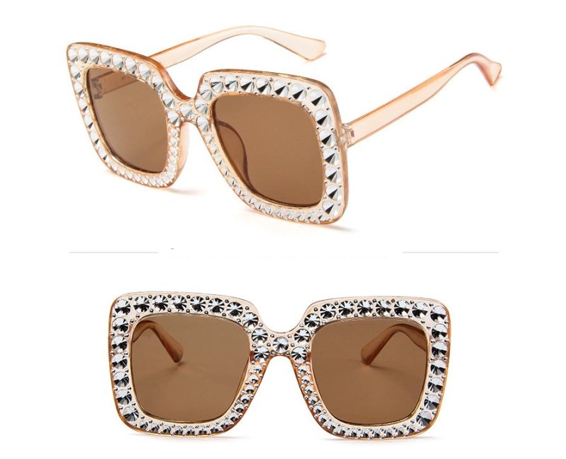 Square diamond sunglasses $12.41 Dana Fashion Color: Brown Women's Accessories Specifications: Adult Glasses structure : frame Whether polarized: No Lens material : AC Style: personality Frame material : PC Style: General