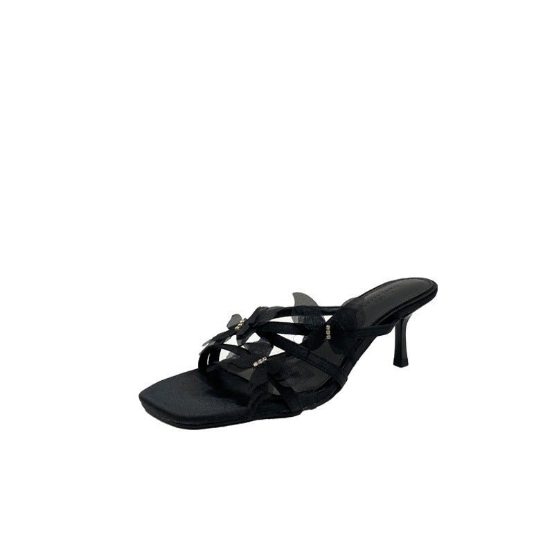 Square Toe High Heel Slippers $85.50 Dana Fashion Color: Black Size: 35 Women's shoes Product information: Lining material: Microfiber Scaffolding shape: square head Color: white, black Shoe Material: Microfiber Size: 35.36, 37.38, 39.40 Shoe Material: ru