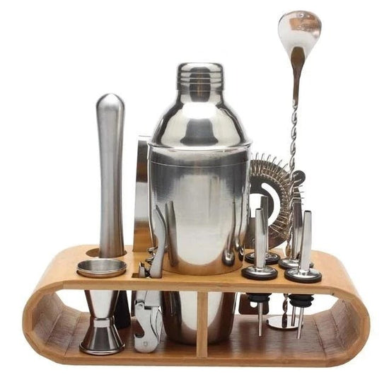 Stainless Steel Cocktail Shaker Ice Bucket Six-piece Set $55.20 Dana Fashion style: Elliptical with bar Size: 750ml Dana's Kitchen Overview: The surface of this product is polished The surface can also be customized according to guests' preferences. It is