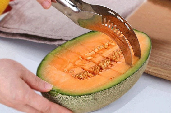 Stainless Steel Cutter For Watermelon Hami Melon Pitaya Pawpaw $10.52 Dana Fashion Color: Green Dana's Kitchen Overview: Kind-friendly, fast and easy watermelon slicer. Get the most out of your watermelon. Simply using and keeps your hands clean. Smart an