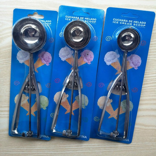 Stainless Steel Ice Cream Spoon $26.63 Dana Fashion Color: 3pcs Dana's Kitchen Overview： 100% brand new and high quality. This scoop works great for serving Hard & Soft Ice Cream, Frozen Dessert, Watermelon, frozen yogurt, or sorbet. Its unique design hel