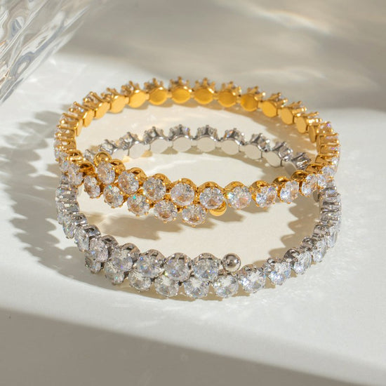 Stainless Steel White Zircon Full Zirconium Bracelet $30.00 Dana Fashion Color: JDBW2408016 Women's Accessories Product information: Treatment Process: Electroplating Color: JDBW2408016,JDBW2408016-S Material: Stainless steel Popular elements: Ring Type: