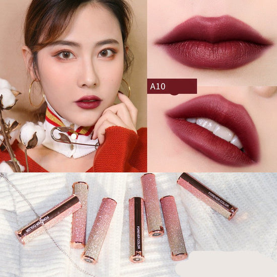 Starry lipstick $21.80 Dana Fashion Style: A10 makeup Brand: xixi Color :A01 pumpkin color,A02 classic red,A03 red persimmon,A04 milk coffee color,A05 brick red,A06 rose wood ,A07 cherries,A08 apricot orange,A09 bean paste,A10 reddish-brown