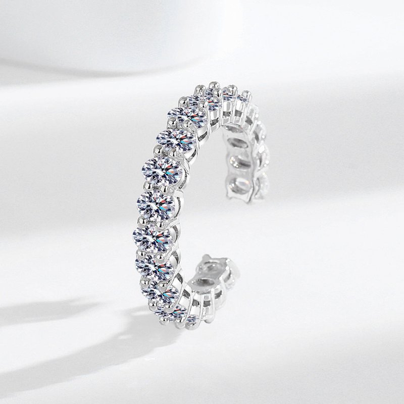 Sterling Silver Egg-shaped Stackable Ring Starry Ring For Women $14.47 Dana Fashion Color: White Gold Color Women's Accessories Product information: Type: Ring Treatment Process: inlaid zircon Color: white gold Applicable population: Female Material: Copp