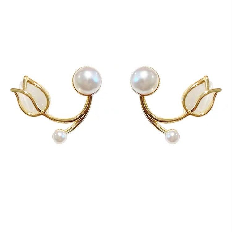 Sterling Silver Needle Tulip Stud Earrings For Women $15.50 Dana Fashion Color: Necklace 4222 Women's Accessories Product information: Treatment Process: Electroplating Color: Sterling Silver Needle-4192, necklace-4222 Material: Alloy Shape: Flower Packin