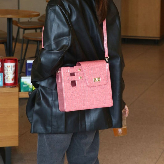 Stone Pattern Special-interest Design Crossbody Bag $59.00 Dana Fashion Color: Black Women's Bags Product information: Color: pink, black, brown Material: PU Suitcase shape: Bucket Bag internal structure: file bag Popular elements: Lock Number of shoulder