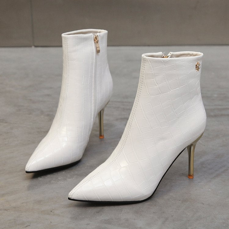 Stone Pointed Patent Leather All-matching Stiletto Thin Women's Boots $57.50 Dana Fashion Color: Beige Size: 34 Women's shoes Product information: Lining material: imitation leather Color: black, wine red, Milky White Heel height: mid heel (3-5CM) Length
