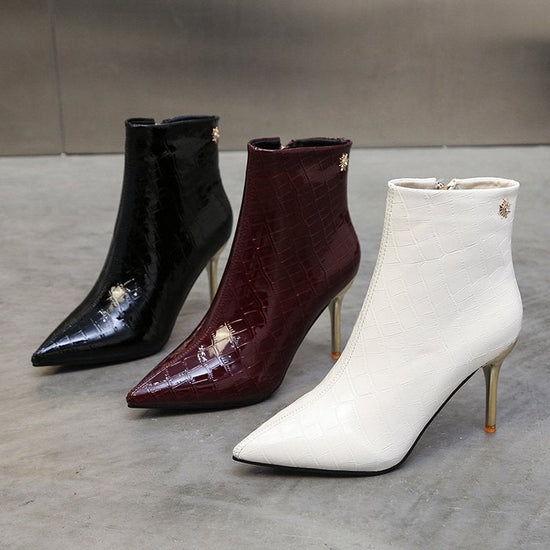 Stone Pointed Patent Leather All-matching Stiletto Thin Women's Boots $57.50 Dana Fashion Color: Beige Size: 34 Women's shoes Product information: Lining material: imitation leather Color: black, wine red, Milky White Heel height: mid heel (3-5CM) Length