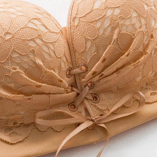 Strapless underwear gathers $149.00 Dana Fashion Color: Black Size: 70A Women's clothing Cup style: 3 / 4 cup Thickness: upper thin and lower thick Mold cup cover lining: Cotton Shoulder strap style: detachable shoulder strap Number of buckle rows: the la