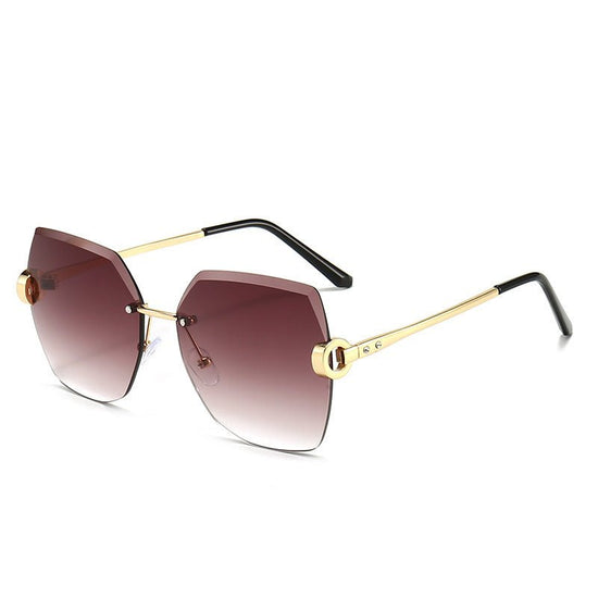 Street clap glasses sun shade sunglasses $16.90 Dana Fashion Color: Gradual ash Women's Accessories Structure of glasses: frame Polarized or not: no Lens material: PC Style: fashion Frame material: metal UV resistance level: UV400 Visible light fluoroscop