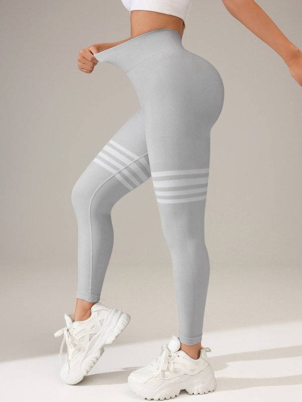 Striped Outdoor Sports Tights High Waist Hip Lift Running Exercise Workout Pants $39.99 Dana Fashion Color: Hemp Light Gray Size: L Women's clothing معلومات المنتج: اسم القماش: مزيج من الألياف الكيميائية السيناريوهات القابلة للتطبيق: رياضات الجري، معدات ا