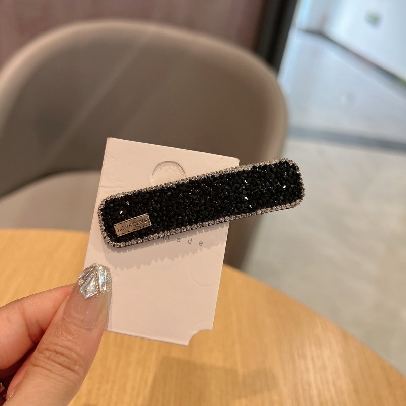 Stylish Graceful Simple Versatile High Sense Barrettes New $10.00 Dana Fashion Color: Black Women's Accessories Product information: Processing process: manual Color: black, gold, champagne, silver, apricot, pink Applicable people: women Material: artific