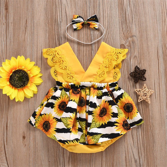 Summer Baby Girl Triangle Romper, Lace Wrapper For Newborn Baby, Sunflower Baby One-piece Romper $18.69 Dana Fashion Color: Yellow Child size: 100cm Baby Clothing Product information Applicable gender: female Sleeve: Sleeveless Whether hooded: not hooded