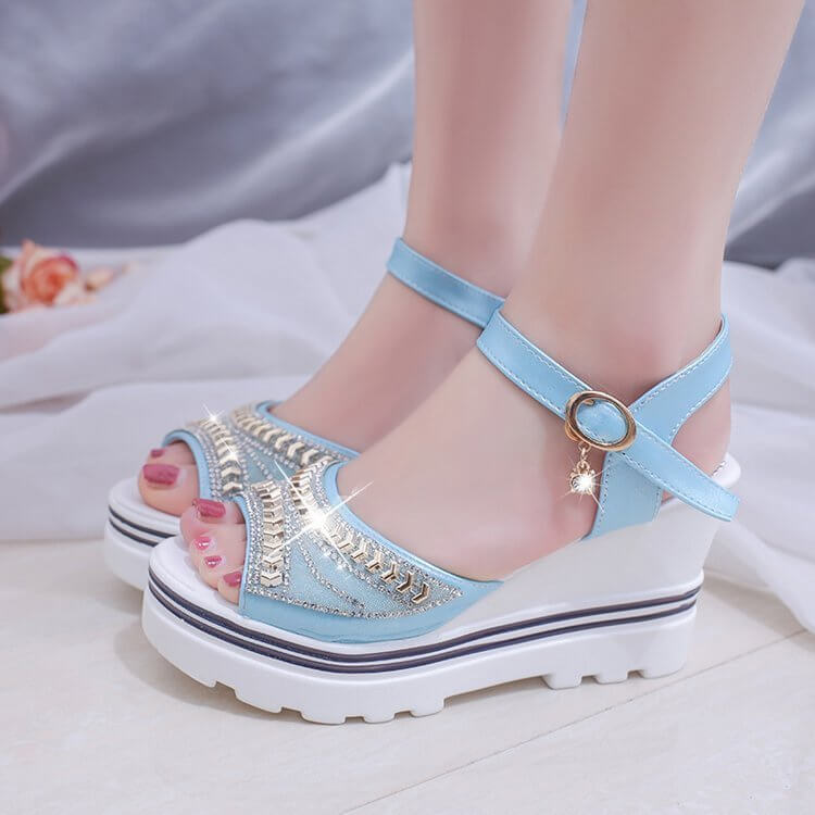 Summer New Solid Color Women's Sandals Wedge Rhinestone Waterproof $35.90 Dana Fashion Color: Blue Size: 35 Women's shoes Product information: Product Category: Casual Sandals Applicable age group: adult Upper material: artificial PU Style: leisure Toe sh