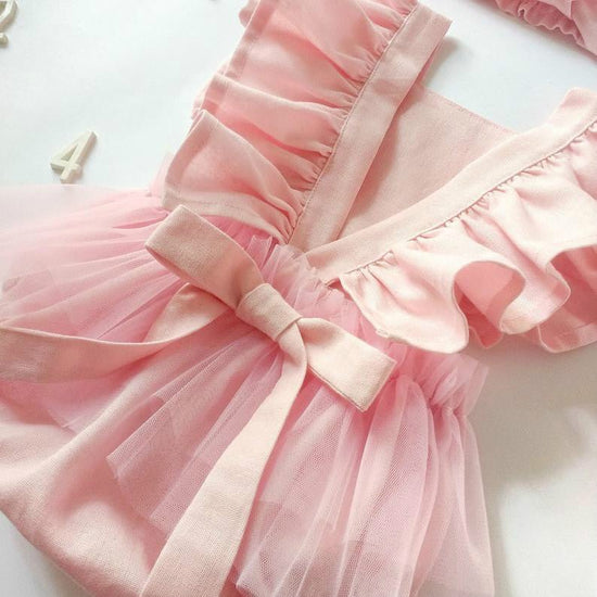 Summer Newborn Cotton And Linen Romper Pure Color Net Yarn Bow Baby Romper $25.36 Dana Fashion Color: Pink Size: 52CM Baby Clothing Product information: Sleeve: Sleeveless Whether hooded: not hooded Thickness: Thin section Main fabric composition: cotton