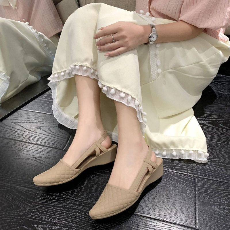 Summer Outdoor Sandals Fashion Casual Solid Color $32.45 Dana Fashion Color: Black Size: 36 Women's shoes Product information: Pattern: solid color Color: 204-Brown, 204-khaki, 204-lavender, 204-Black Upper height: low top Heel height: flat heel Size: 36,