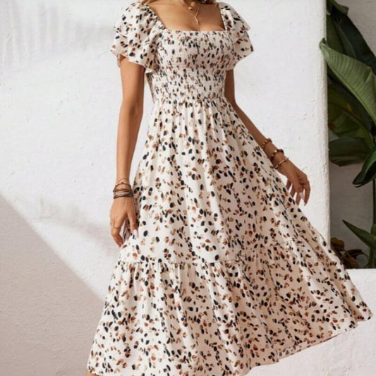 Summer Print Halter Ruffle Dress For Women $39.50 Dana Fashion Color: Apricot Size: 2XL Women's clothing Product information: Color: Apricot，Black Details: Ruffles Neckline: square collar Sleeve type: ruffled sleeve Style: Bohemian Waist line: High waist