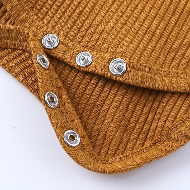 Summer sleeveless clothing suit $19.00 Dana Fashion Color: Coffee Size: 100cm Baby Clothing Fabric name: Cotton Main fabric composition: cotton Main fabric ingredient content: 95 (%) Closed style: pullover size length bust *2 waist *2 hip *2 70 38 24 21 3