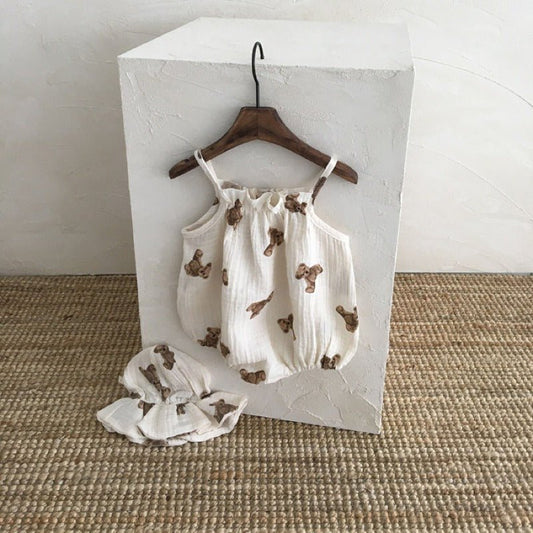 Summer Sling Jumpsuit For Boys And Girls $22.33 Dana Fashion style: Little bear hat one size Size: 66cm Baby Clothing Product information： Sleeve: Sleeveless Hooded or not: removable with cap Thickness: Thin section Main fabric composition: cotton Main fa