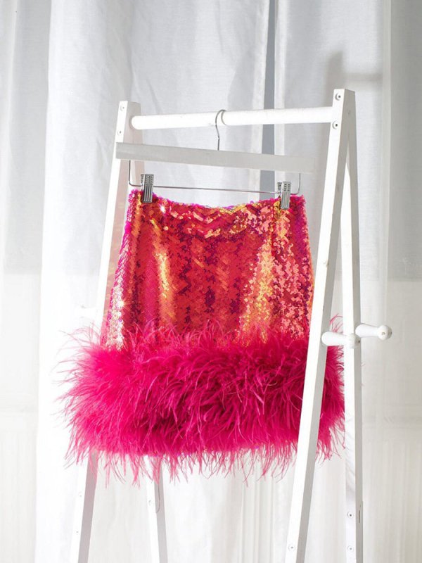 Summer Women's Fashion Sequin Feather Stitched Short Skirts $48.50 Dana Fashion Color: Rose Red Size: L Women's clothing Product information: Applicable age: 18-24 years old Pattern: Solid color Style: Street Waist shape: High waist Color category: Rose r