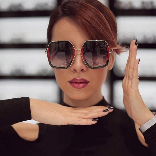Sun Glasses $17.24 Dana Fashion Color: Black Women's Accessories Glasses structure; frame Whether polarized; no Lens material; AC Style: Vintage Frame material; metal UV resistance; UV400 Style; new style Visible light transmittance; 99.9 (%)