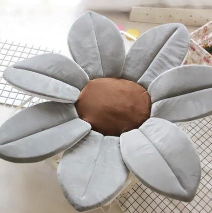 Sunflower For Baby Bath, Baby Sunflower Mat $43.14 Dana Fashion Color: Gray Toys & Hobbies Sunflower is a cute, cute, handy way to bathe your baby! Made from incredibly soft, cute material! Sun flower petals embrace any sink, creating a lovely, safe, fun