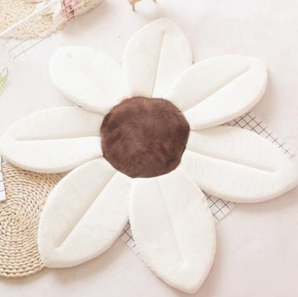Sunflower For Baby Bath, Baby Sunflower Mat $44.18 Dana Fashion Color: White Toys & Hobbies Sunflower is a cute, cute, handy way to bathe your baby! Made from incredibly soft, cute material! Sun flower petals embrace any sink, creating a lovely, safe, fun