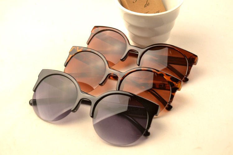 Sunglasses $10.03 Dana Fashion Lens color: 1style Women's Accessories Lens material: resin Frame material: PC Anti-UV rating: UV400
