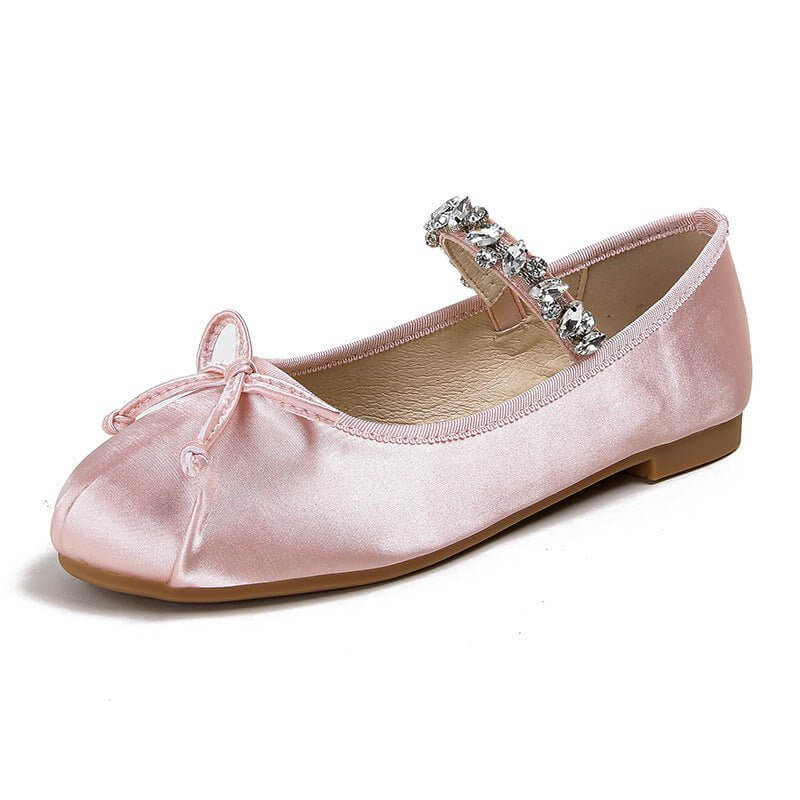 Super Soft Rhinestone Round Head Satin Ballet Shoes $45.50 Dana Fashion Color: Silk Blue Size: 33 Women's shoes Product information: Color: Silk White, silk blue, silk pink Heel shape: flat heel Size: 34, 35, 36, 37, 38, 39, 40, 41, 42, 43, 33 Sole craft: