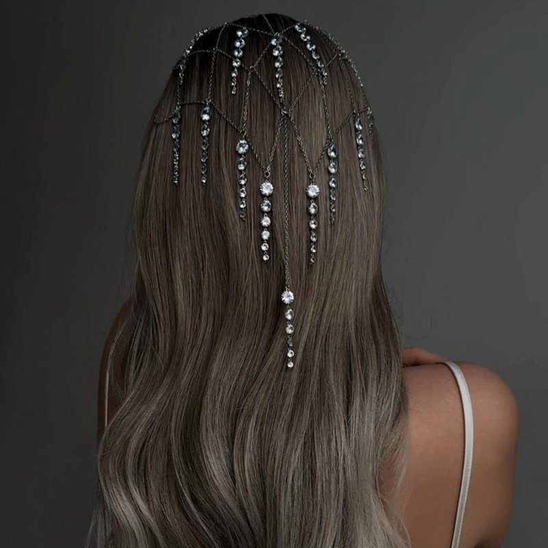 Tassel Headband Women's Rhinestone Chain $22.50 Dana Fashion Color: Silver Women's Accessories Product information: Treatment Process: Electroplating Color: Silver Applicable population: Female Material: Rhinestone Popular elements: Tassel Packing list: H