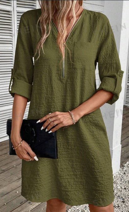 Textured Zipper Half-Buttoned Dress With Patch Pockets $25.03 Dana Fashion Color: Army Green Size: 2XL Women's clothing المواد: نسيج منسوج التركيب: 98% بوليستر، 2% إيلاستن تعليمات العناية: غسيل آلي أو تنظيف جاف احترافي معلومات المقاس: S، M، L، XL، 2XL، 3X